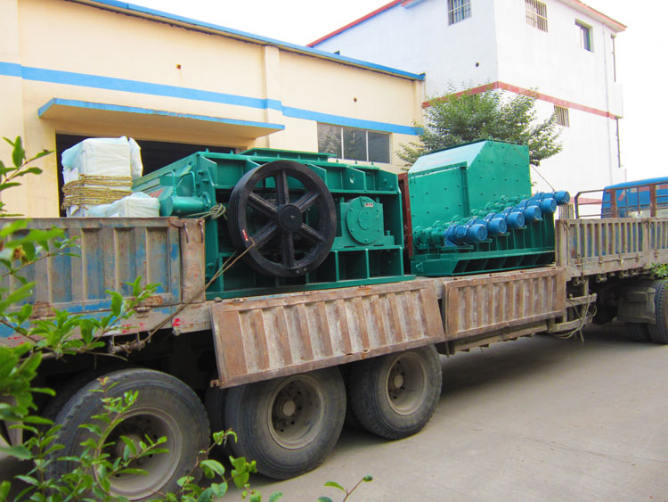 4 roll rock crusher for sale.jpg